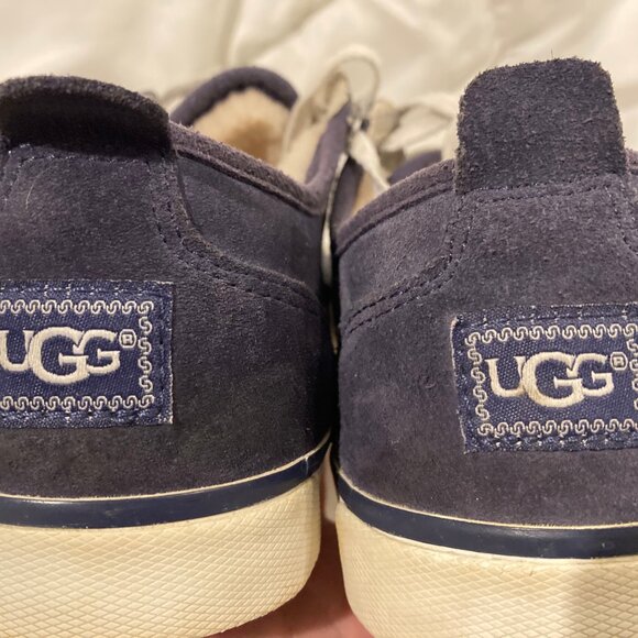 UGG Fleece Lined Sneakers Size 8.5 - Picture 5 of 8